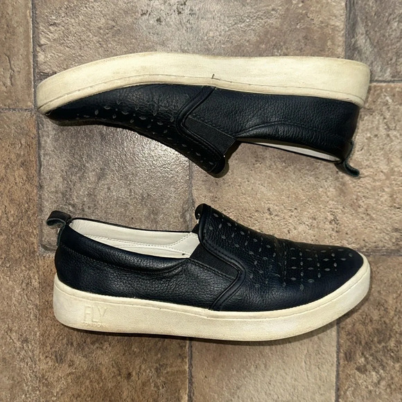 Fly London leather slip on Size 37 - Picture 3 of 7